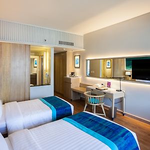 Deluxe Double or Twin Paradise Wing